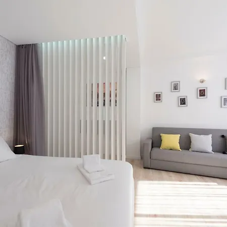 Lovelystay - Modern Flat In Alegria Apartment Porto